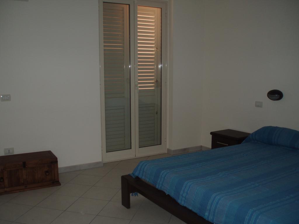 Case Vacanza Alega Mare Nizza di Sicilia Chambre photo